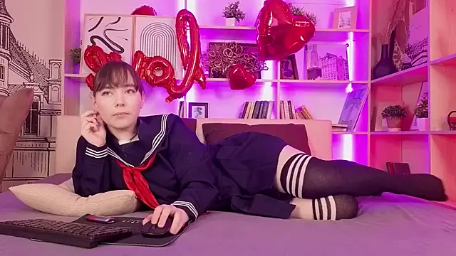 Snapshot of YukiNort chatting on 02.17.26 YukiNort online show from 02.17.26