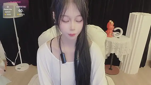 Snapshot of -Annababy chatting on 06.23.26 -Annababy online show from 06.23.26