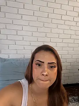 Snapshot of Karla_Ferrer_x chatting on 03.01.26 Karla Ferrer x online show from 03.01.26