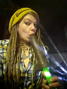 Horny hippie online show from 02.18.25