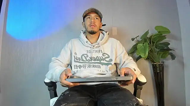 Brand Collins online show from 02.03.26