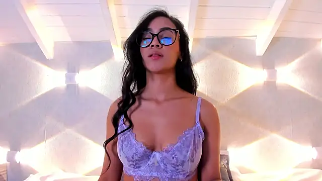 Klohewilliams  online show from 01.05.26