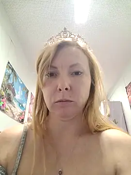 Snapshot of JenyJansy chatting on 12.01.25 JenyJansy online show from 12.01.25