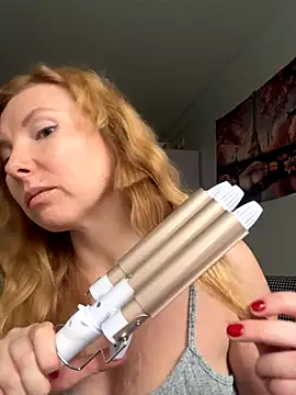 Snapshot of JenyJansy chatting on 12.05.25 JenyJansy online show from 12.05.25