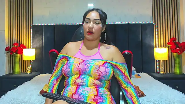 Snapshot of AzumiWalker chatting on 01.13.26 AzumiWalker online show from 01.13.26