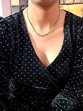 Snapshot of RASHMI_SHARMA9 chatting on 02.13.26 RASHMI SHARMA9 online show from 02.13.26