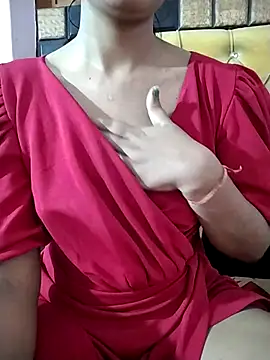 RASHMI SHARMA9 online show from 04.02.26