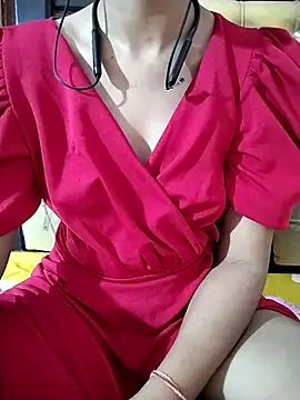 RASHMI SHARMA9 online show from 04.19.26