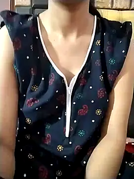 Snapshot of RASHMI_SHARMA9 chatting on 05.12.26 RASHMI SHARMA9 online show from 05.12.26
