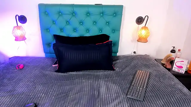 Snapshot of _gabi_hot chatting on 06.18.26 gabi hot online show from 06.18.26