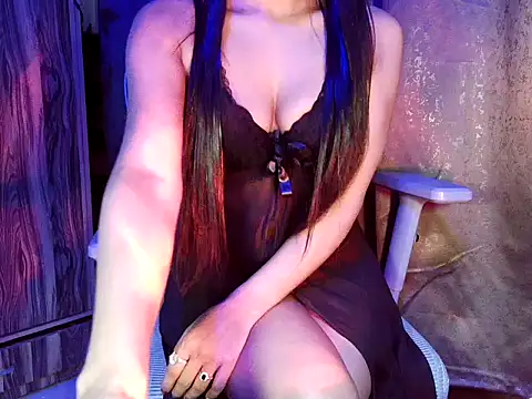 Kriti Thakur online show from 12.02.25