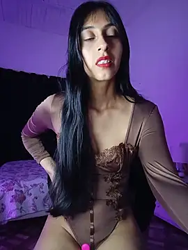Im Kloe online show from 05.19.26