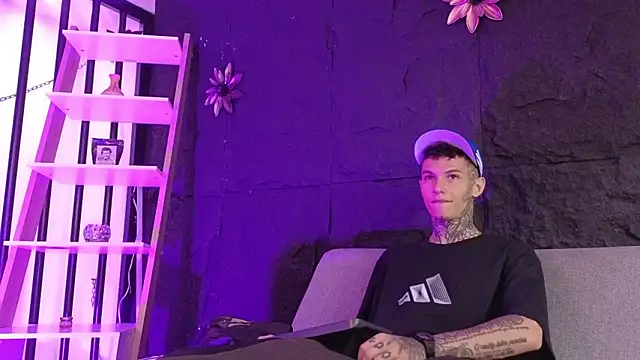 Snapshot of Paulo_527 chatting on 02.20.26 Paulo 527 online show from 02.20.26