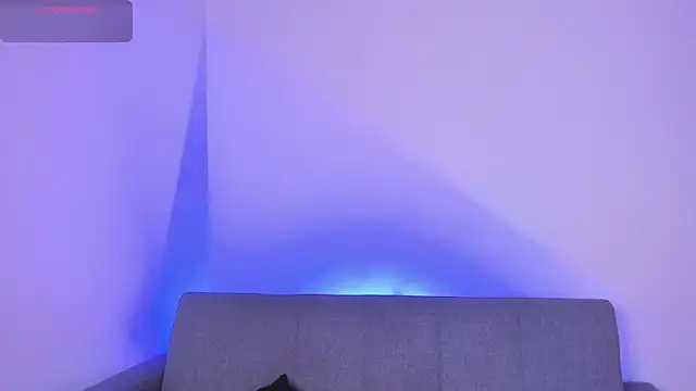 Snapshot of jimena_chic1 chatting on 02.13.26 jimena chic1 online show from 02.13.26