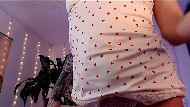 justmartina  online show from 02.23.26