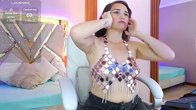 Alexa Murphy  online show from 01.15.26