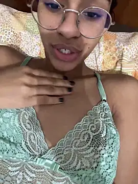Snapshot of malditaLM chatting on 04.16.26 malditaLM online show from 04.16.26