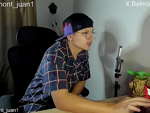 Snapshot of Juan_belmont chatting on 12.05.25 Juan belmont online show from 12.05.25