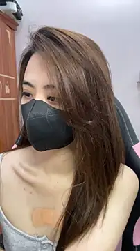 Snapshot of Lunamoon68 chatting on 04.27.26 Lunamoon68 online show from 04.27.26