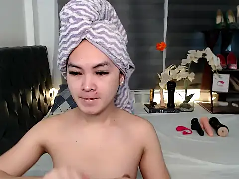 sylvannia cumslut online show from 01.17.26