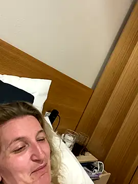 Skyme2713 online show from 12.03.25