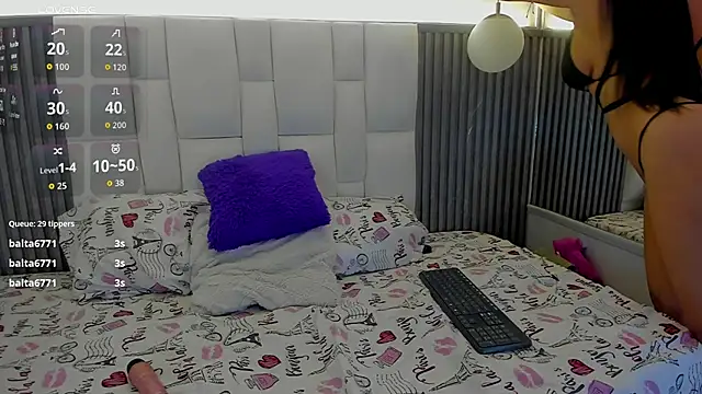 Snapshot of nathi_rodri chatting on 11.28.25 nathi rodri online show from 11.28.25