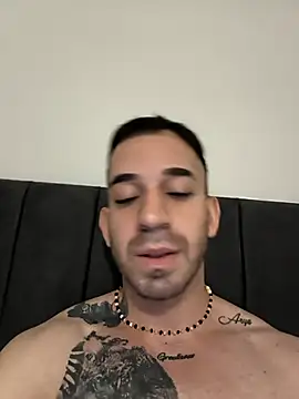 Snapshot of hazarcannn chatting on 01.10.26 hazarcannn online show from 01.10.26