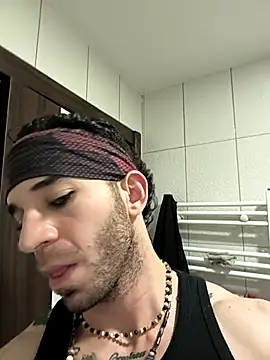 Snapshot of hazarcannn chatting on 02.17.26 hazarcannn online show from 02.17.26