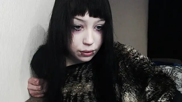 Snapshot of Lucyy666 chatting on 12.21.25 Lucyy666 online show from 12.21.25