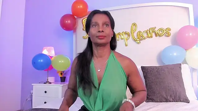 salome moon  online show from 01.16.26