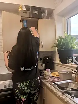 Hot ScotchXX online show from 01.14.26