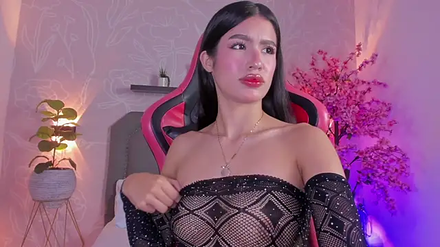 Snapshot of aurora_cass chatting on 01.11.26 aurora cass online show from 01.11.26