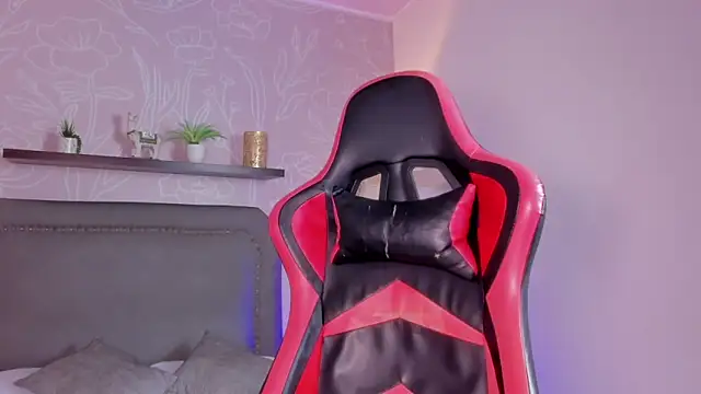 Snapshot of aurora_cass chatting on 01.13.26 aurora cass online show from 01.13.26