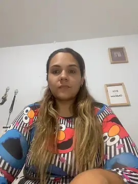 Snapshot of LoreinnFox chatting on 04.23.26 LoreinnFox online show from 04.23.26