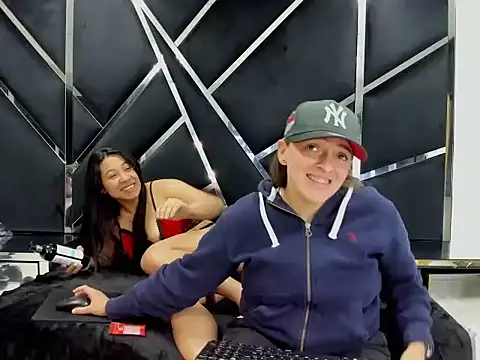 Alyssa Noah online show from 12.02.25