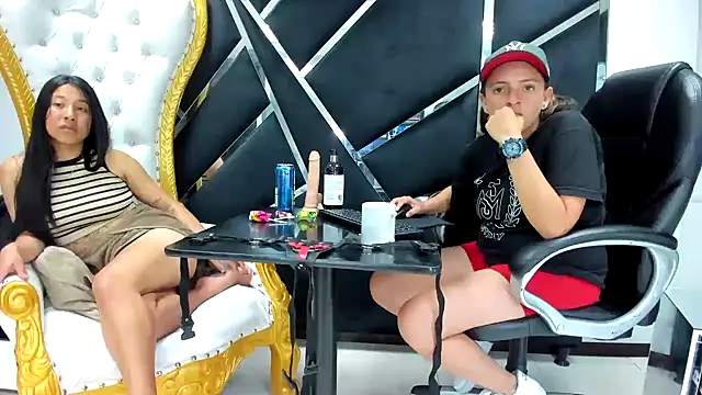 Alyssa Noah online show from 12.19.25