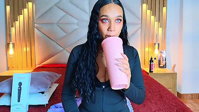 Snapshot of coraline_vera chatting on 01.09.26 coraline vera online show from 01.09.26