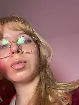 Snapshot of kattyhards chatting on 01.14.26 kattyhards online show from 01.14.26