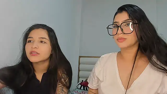 Snapshot of ROUS_SWEET_ chatting on 05.19.26 ROUS SWEET online show from 05.19.26