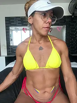 Snapshot of sexymusclegoddess chatting on 07.03.26 sexymusclegoddess online show from 07.03.26