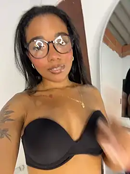 caro ebony online show from 12.19.25