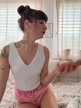 Sugarbellax online show from 02.15.26