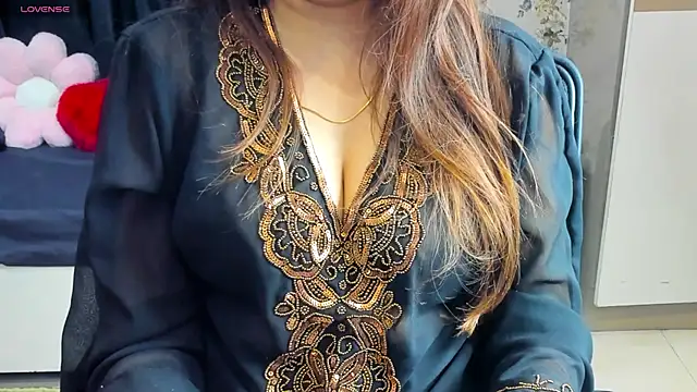 shawtty lakshika23 online show from 12.14.25