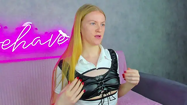 Snapshot of Alicia_Hars chatting on 02.25.26 Alicia Hars online show from 02.25.26