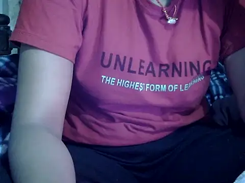 Snapshot of Hot_Princess2000 chatting on 01.13.26 Hot Princess2000 online show from 01.13.26