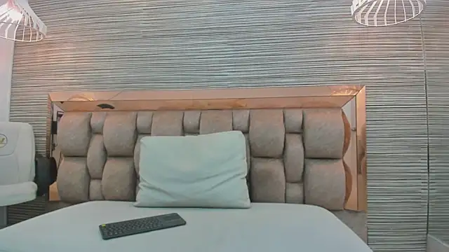 claire bonny online show from 12.19.25