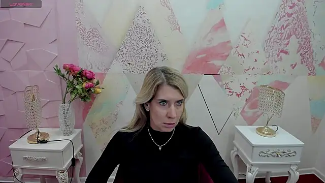 Juicy wel1 online show from 12.01.25