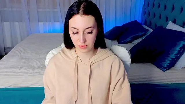 Miss  Linn online show from 02.03.26