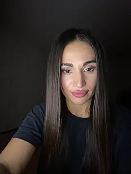 Snapshot of MonikaSi chatting on 12.13.25 MonikaSi online show from 12.13.25