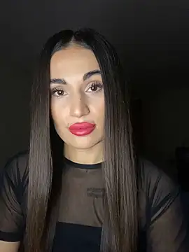 Snapshot of MonikaSi chatting on 12.16.25 MonikaSi online show from 12.16.25